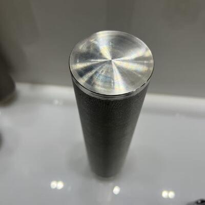 উচ্চ প্রবাহ অ্যাপ্লিকেশনগুলির জন্য উচ্চ তাপমাত্রা এবং জারা প্রতিরোধের সাথে 10 ইঞ্চি 316L স্টেইনলেস স্টিল সিন্টারড জাল ফিল্টার কার্তুজ