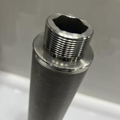 উচ্চ প্রবাহ অ্যাপ্লিকেশনগুলির জন্য উচ্চ তাপমাত্রা এবং জারা প্রতিরোধের সাথে 10 ইঞ্চি 316L স্টেইনলেস স্টিল সিন্টারড জাল ফিল্টার কার্তুজ